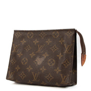 Louis Vuitton Monogram Toiletry Pochette PM aan de beste prijs bij Labellov tweedehands luxe in Antwerpen en Knokke.