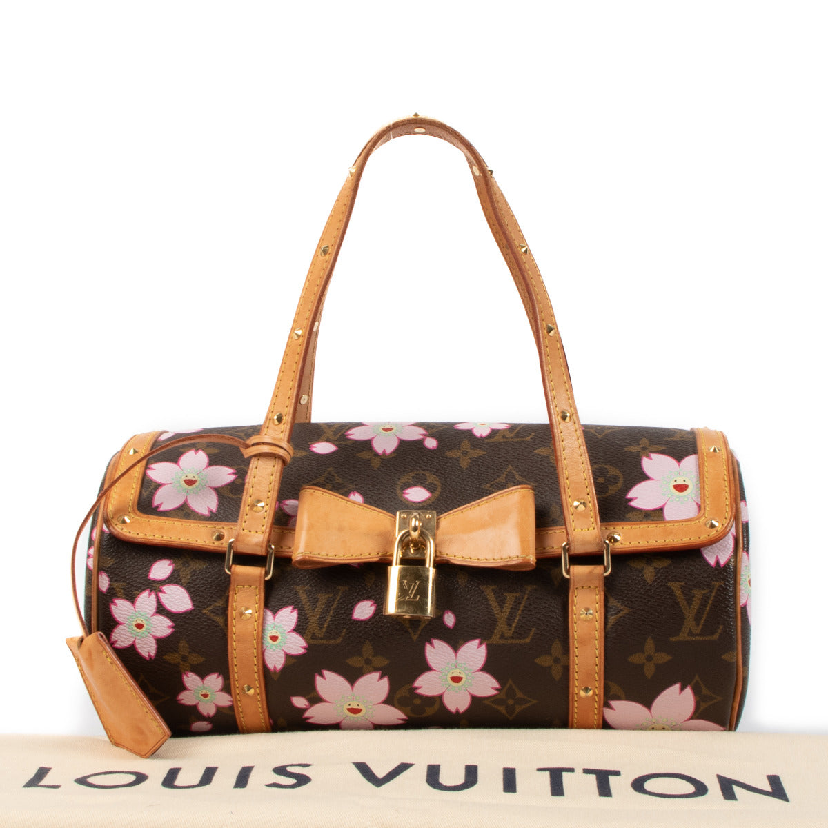 Louis Vuitton Monogram Cherry Blossom Papillon Bag aan de beste prijs bij Labellov tweedehands luxe in Antwerpen en Knokke.