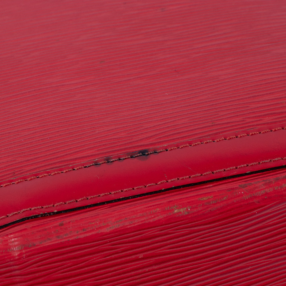 Louis Vuitton Red Epi Leather Lussac Shoulder Bag