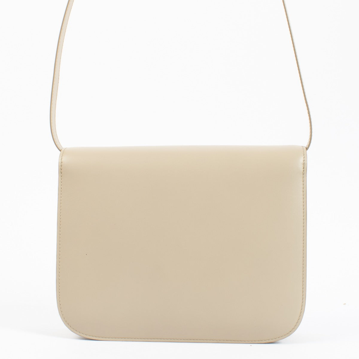 Authentic second hand Celine Beige Calfskin Medium Classic Box Bag on Labellov.com
