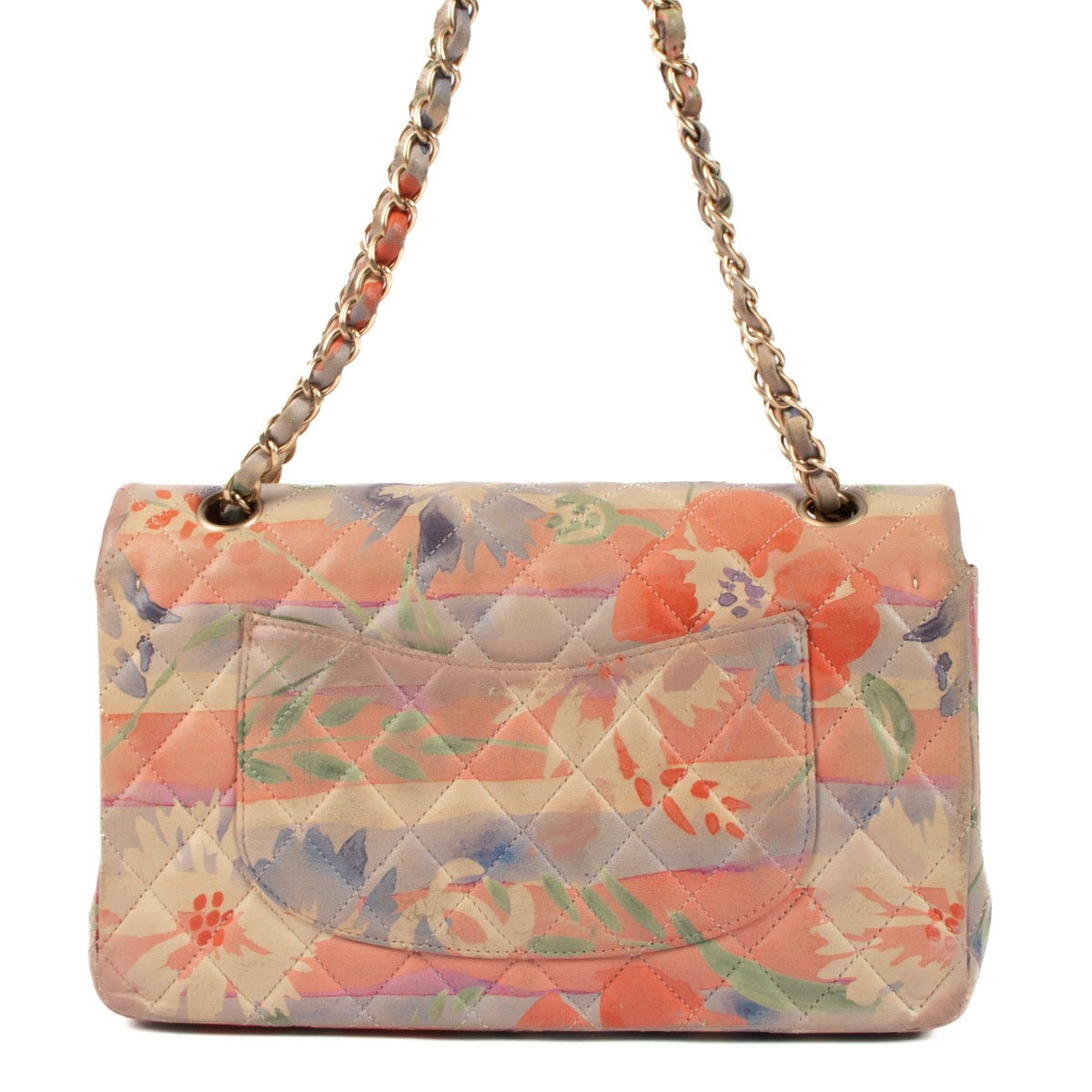 Shop safe online at Labellov in Antwerp, Brussels and Knokke this 100% authentic second hand Chanel Floral Watercolor Classic 11.12 Classic Flap Bag. Veilig online tweedehands authentieke Chanel Floral Watercolor Classic 11.12 Classic Flap handtas kopen b