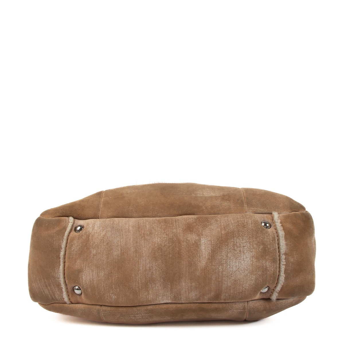 Shop safe online at Labellov in Antwerp, Brussels and Knokke this 100% authentic second hand Prada Beige Shearling/Fox Hobo Shoulder Bag.