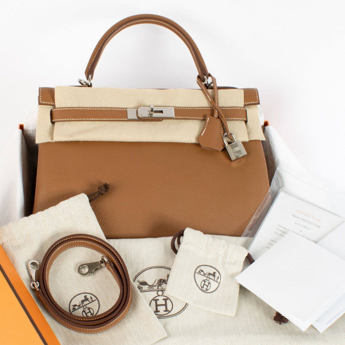 Hermès Kelly 32 Gold Togo PHW