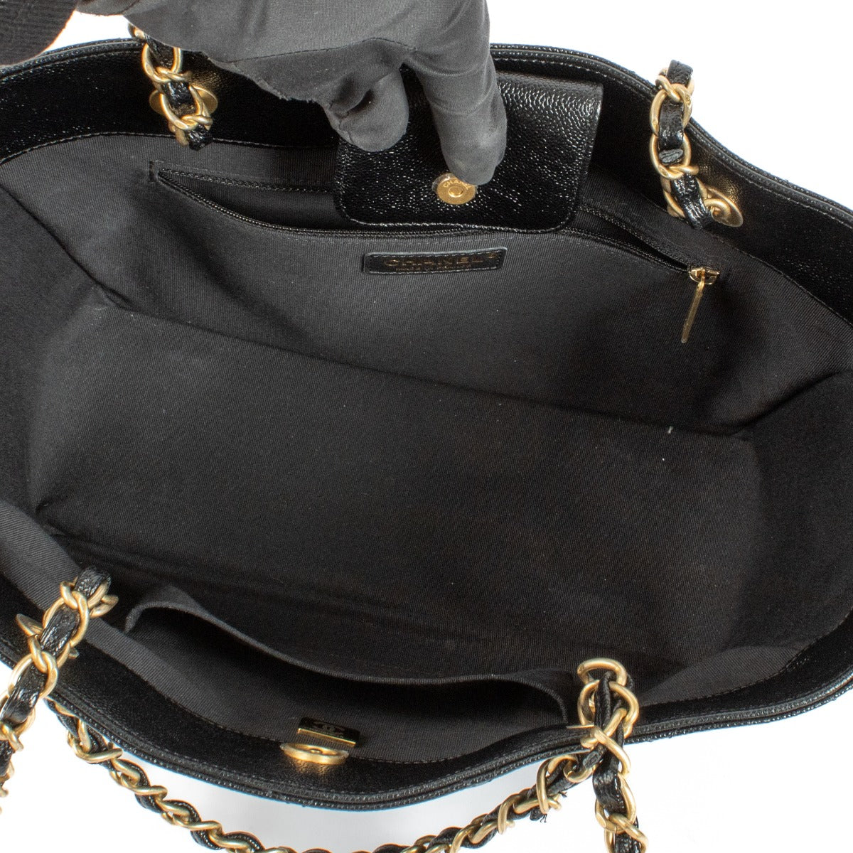 Sac cabas Chanel en cuir de caviar noir