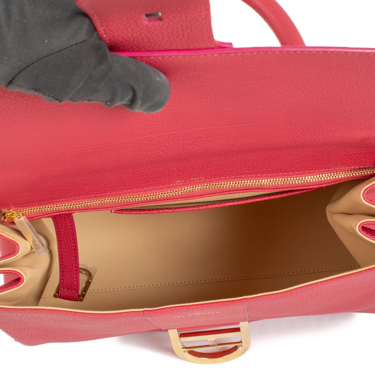 Authentic second hand Delvaux Framboise Crispy Calf Brillant GM Fly Bag on Labellov.com