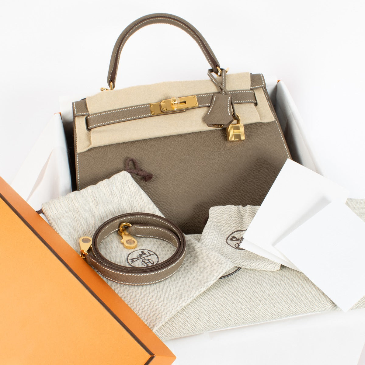 Hermès Kelly 28 Etoupe Epsom GHW