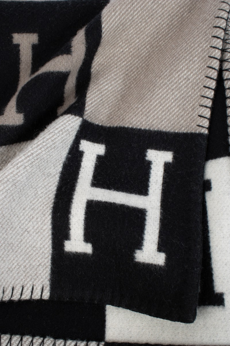 Hermès Avalon III Throw Blanket Ecru/Black