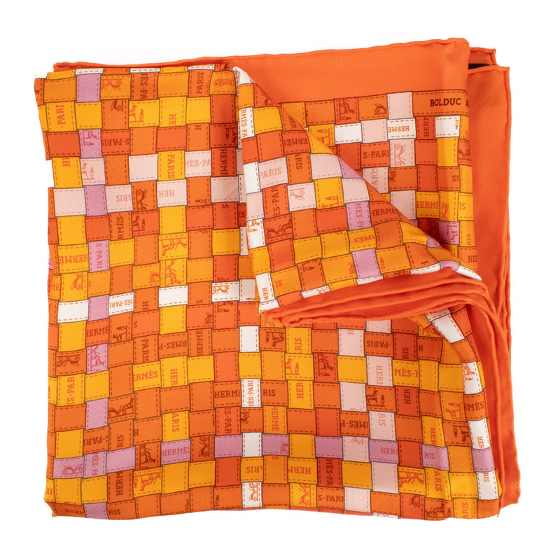 Authentic second hand Hermès Bolduc au Carré Silk Scarf on Labellov.com