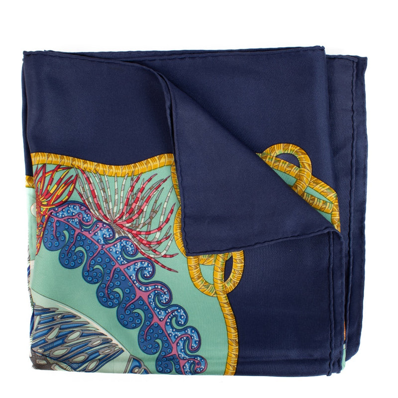 Authentic second hand Hermès Grands Fonds Silk Scarf on Labellov.com