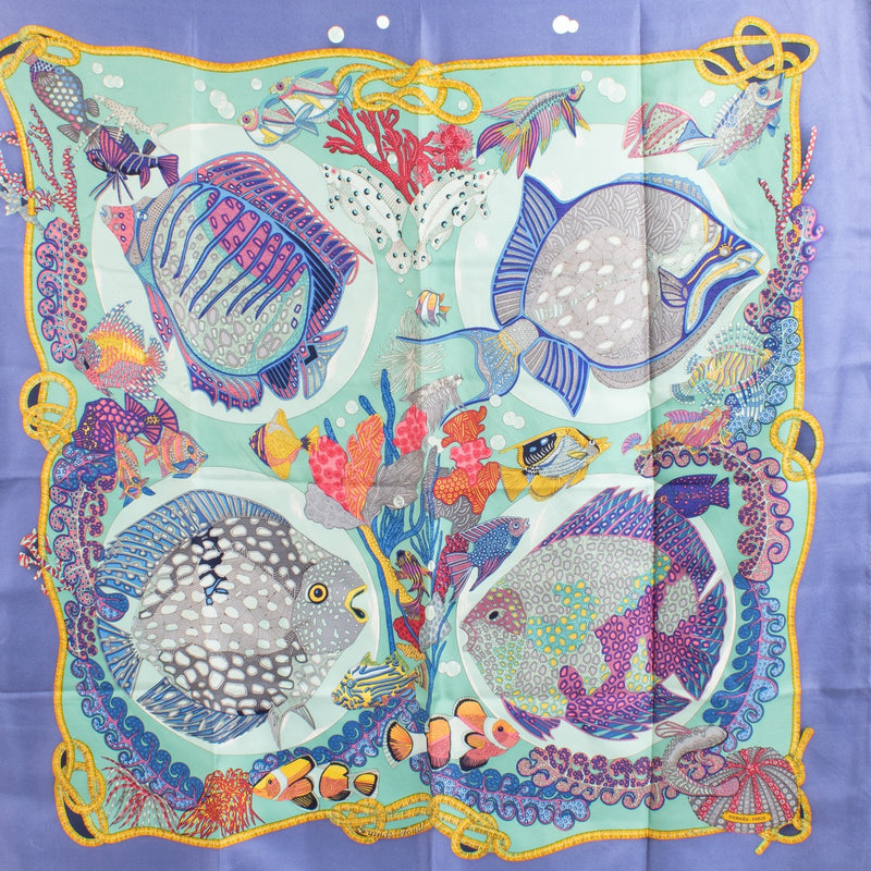 Authentic second hand Hermès Grands Fonds Silk Scarf on Labellov.com