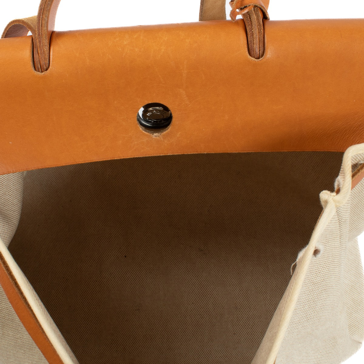 Buy authentic second hand Hermès Herbag 2-in-1 Toile H/Vache Hunter PHW at Labellov.com