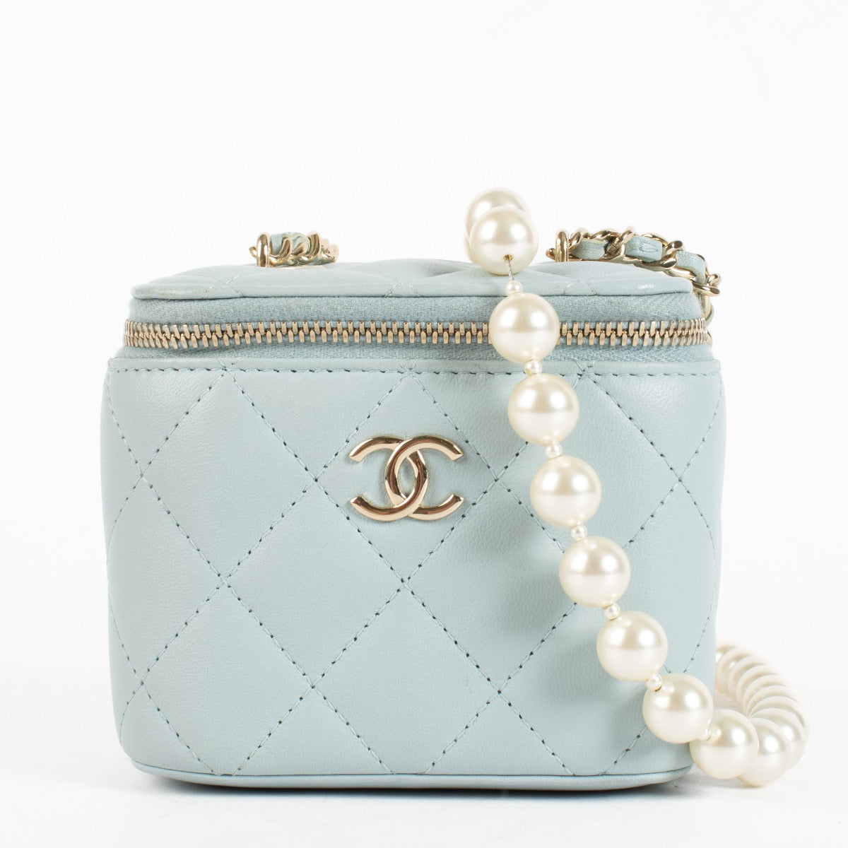 shop 100% authentic second hand Chanel Baby Blue Small Vanity With Chain on Labellov.com