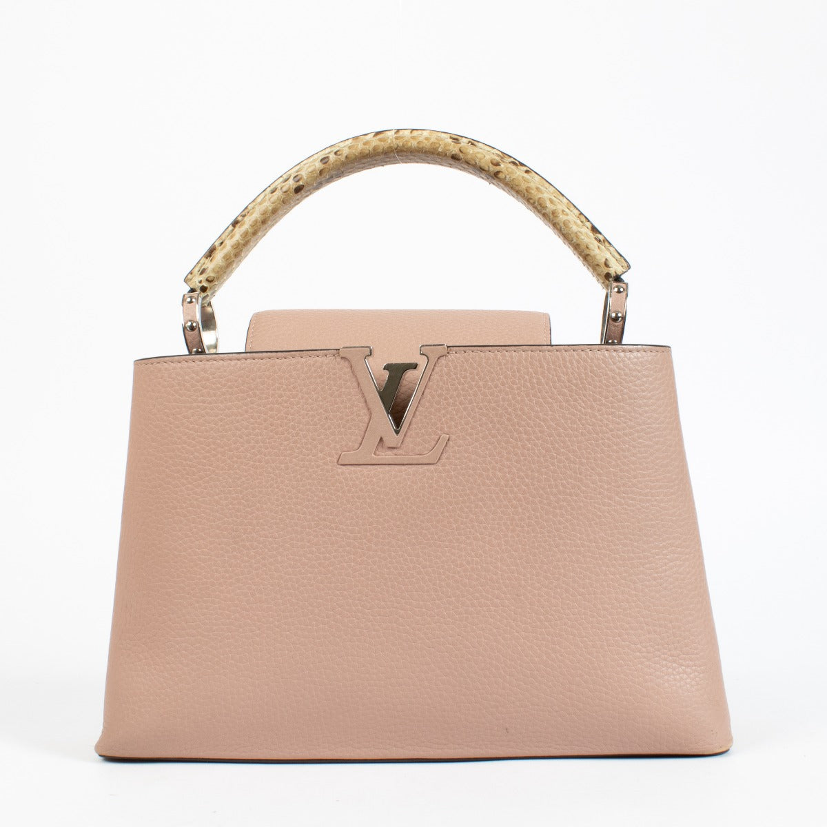 Discover the pre-loved Louis Vuitton Capucines MM in Galet with rare python handle and signature LV monogram. A timeless luxury handbag available at Labellov – your destination for designer bags in Antwerpen and Knokke.