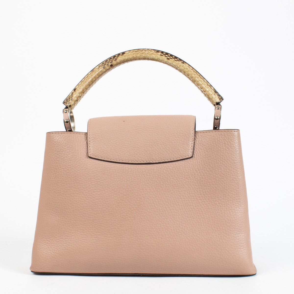 Discover the pre-loved Louis Vuitton Capucines MM in Galet with rare python handle and signature LV monogram. A timeless luxury handbag available at Labellov – your destination for designer bags in Antwerpen and Knokke.