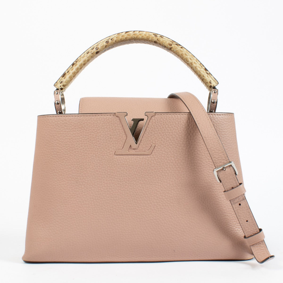 Discover the pre-loved Louis Vuitton Capucines MM in Galet with rare python handle and signature LV monogram. A timeless luxury handbag available at Labellov – your destination for designer bags in Antwerpen and Knokke.