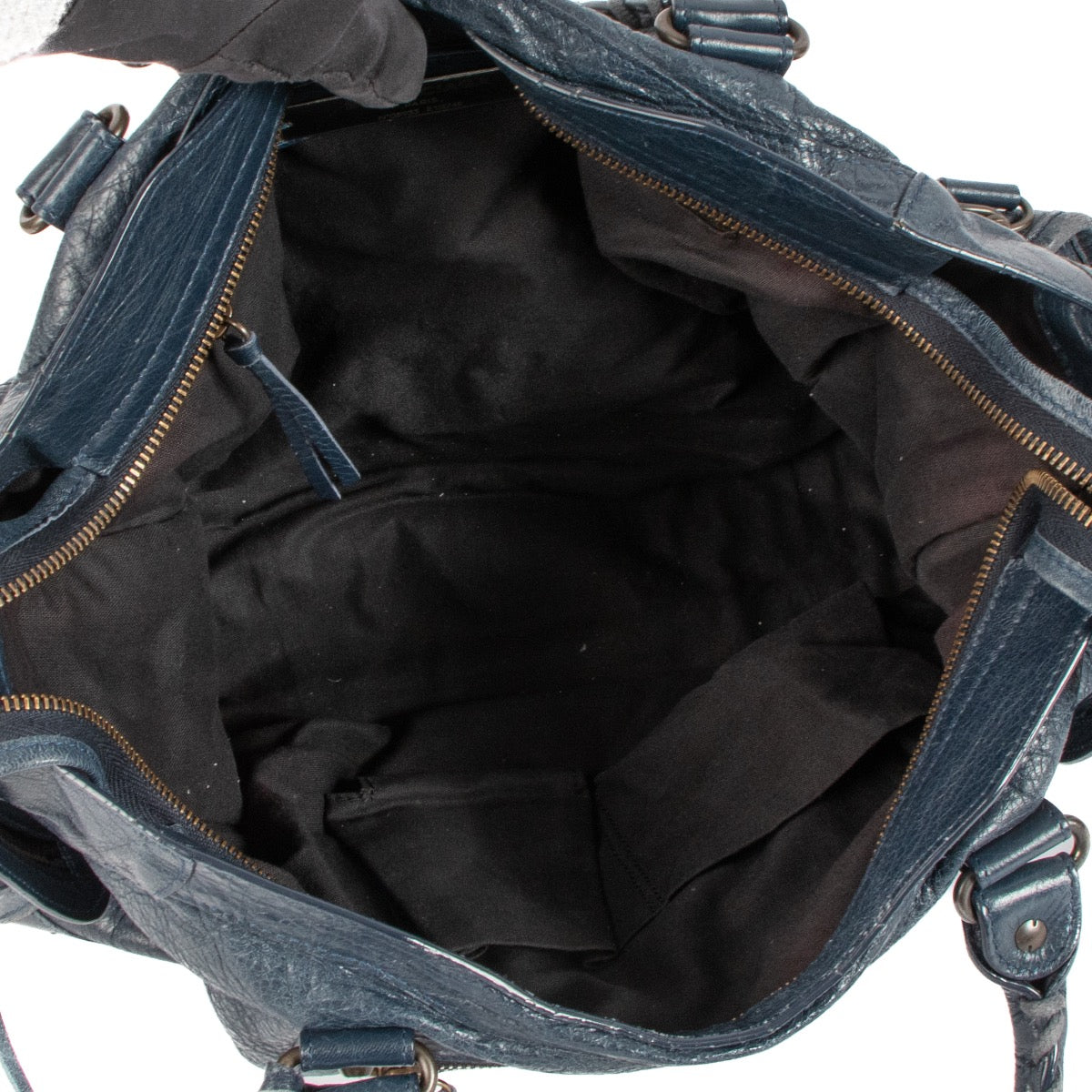 shop 100% authentic second hand Balenciaga Blue Medium Classic City Bag on Labellov.com