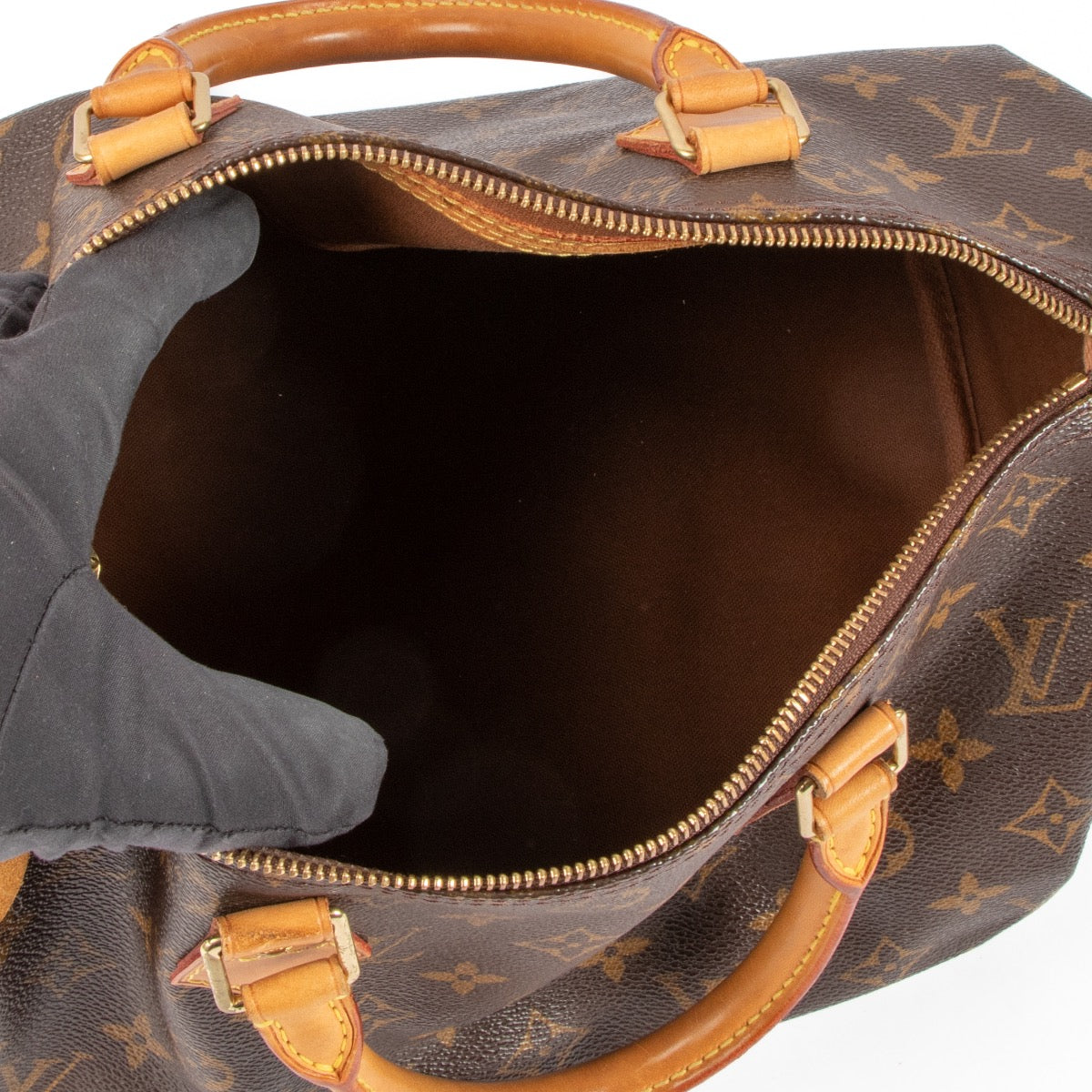 shop 100% authentic second hand Louis Vuitton Monogram Speedy 30 on Labellov.com