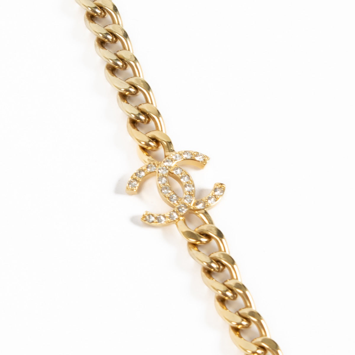 Authentic second hand Chanel Gold Necklace on Labellov.com