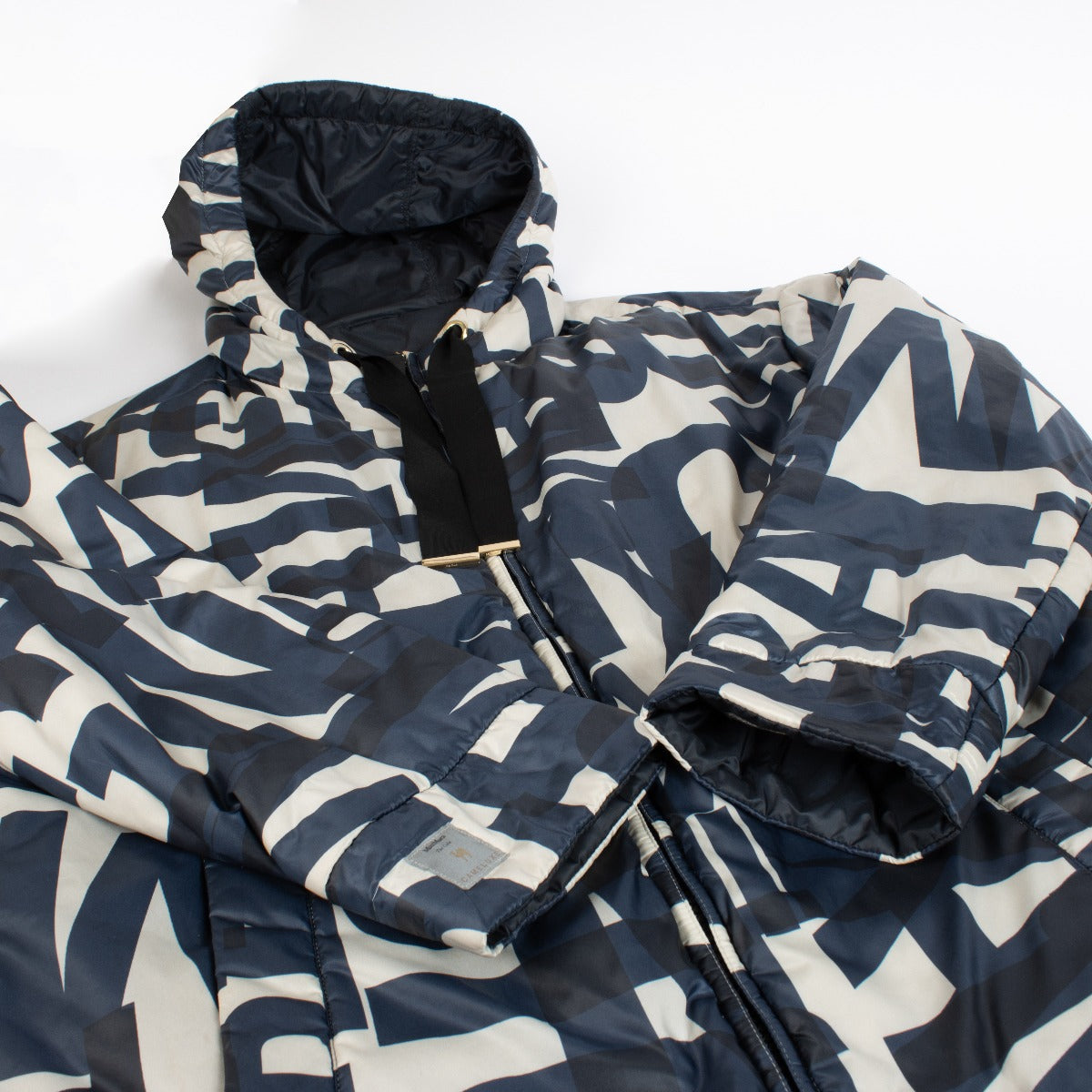 Authentic preloved Max Mara Printed The Cube Cameluxe Jacket - Size IT40 on Labellov.com