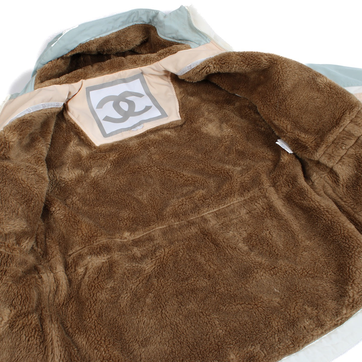 shop 100% authentic second hand Chanel 01A Multicolor Ski Jacket - Size 40 on Labellov.com
