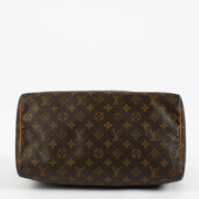 Shop safe online at Labellov in Antwerp, Brussels and Knokke this 100% authentic second hand Louis Vuitton Monogram Canvas Speedy 35