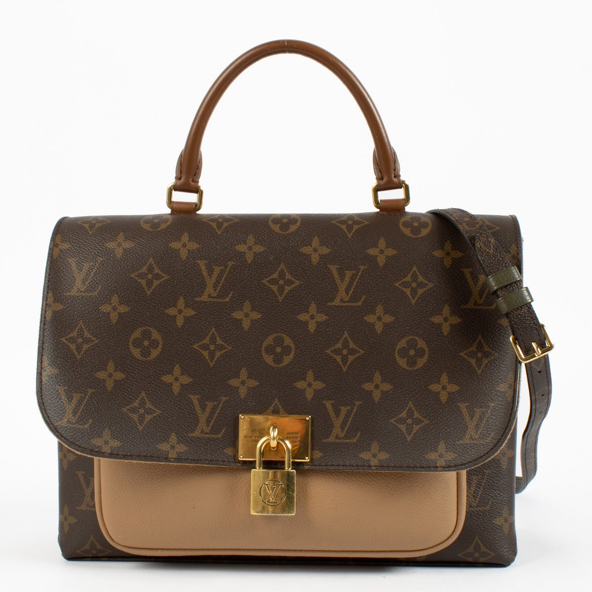 Shop safe online at Labellov in Antwerp, Brussels and Knokke this 100% authentic second hand Louis Vuitton Monogram Canvas Marignan