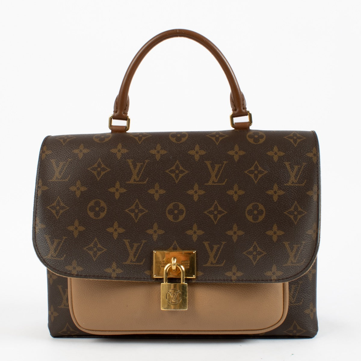 Shop safe online at Labellov in Antwerp, Brussels and Knokke this 100% authentic second hand Louis Vuitton Monogram Canvas Marignan