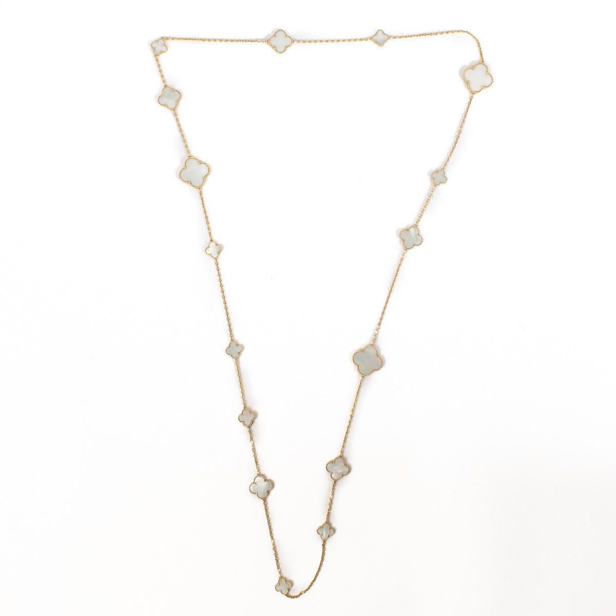 Van Cleef & Arpels Magic Alhambra-lange ketting, 16 motieven, parelmoer