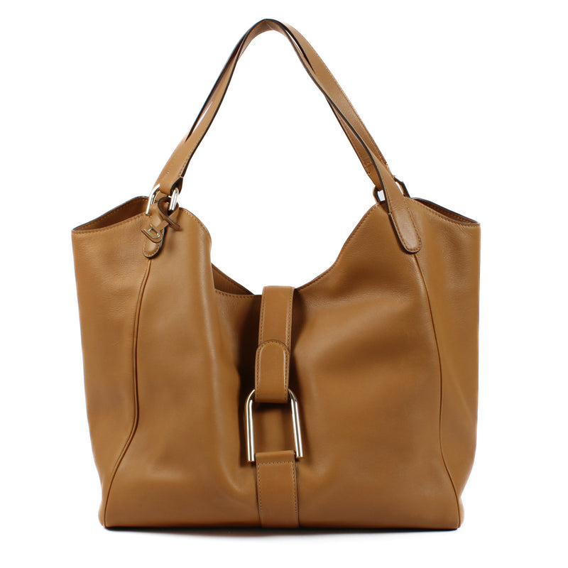 Delvaux Vegetal Polo Givry Besace Bag aan de beste prijs bij Labellov. Wij kopen en verkopen steeds aan de beste prijs.