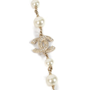 shop 100% authentic second hand chanel white pearl 20S Necklace on Labellov.com