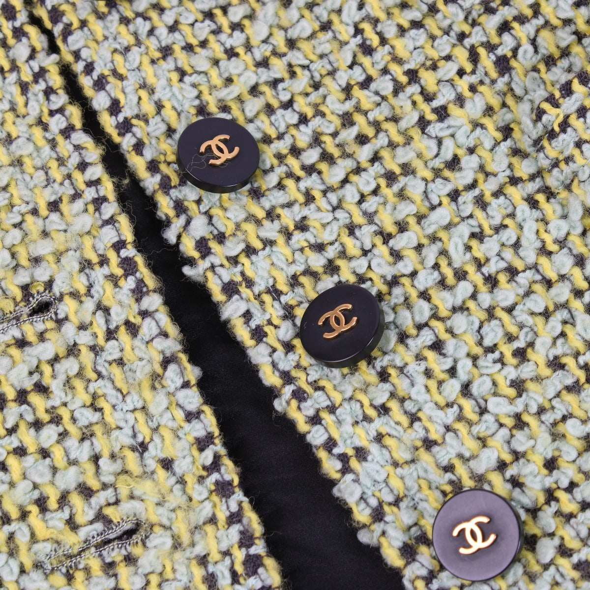 Chanel 94A Green Tweed Jacket/Skirt Set - Size FR38