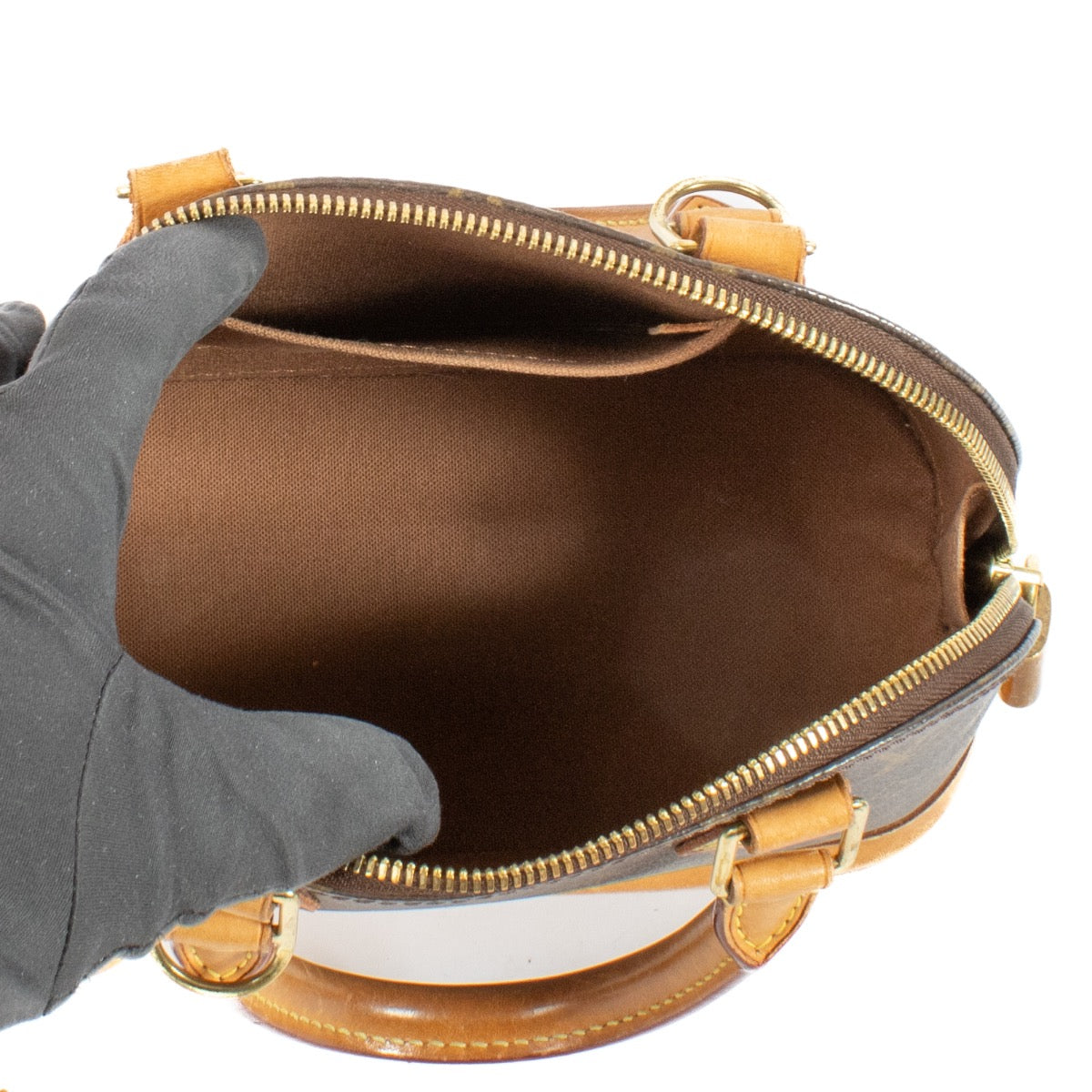 Buy authentic second hand Louis Vuitton Monogram Alma BB at Labellov.com