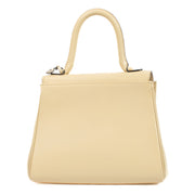 Shop safe online at Labellov in Antwerp, Brussels and Knokke this 100% authentic second hand Delvaux Ivoire Jumping PM Brillant. Veilig online tweedehands authentieke Delvaux Ivoire Jumping PM Brillant handtas kopen bij Labellov.