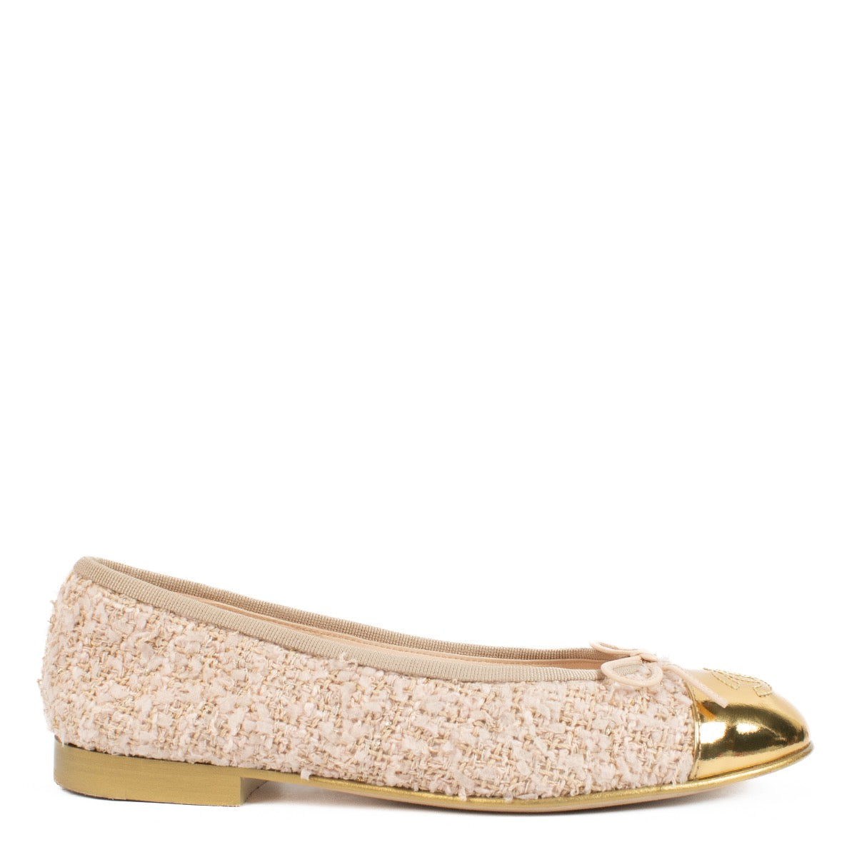 Authentic second hand Chanel Gold Ballerinas - Size 36,5 on Labellov.com