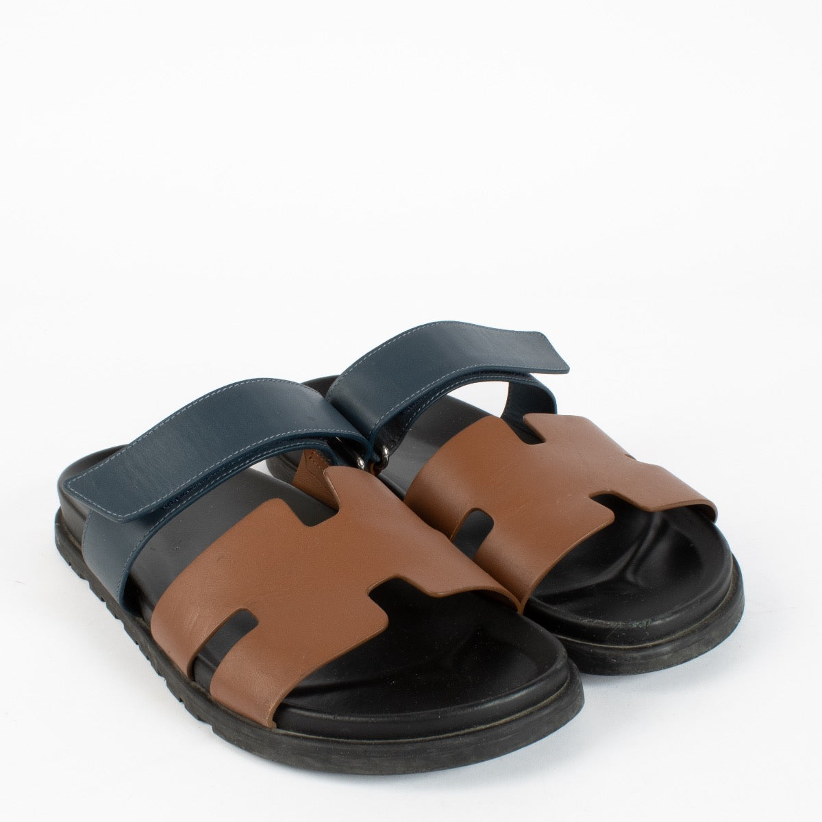 shop 100% authentic second hand Hermès Bicolor Chypre Sandals - Size 42 on Labellov.com
