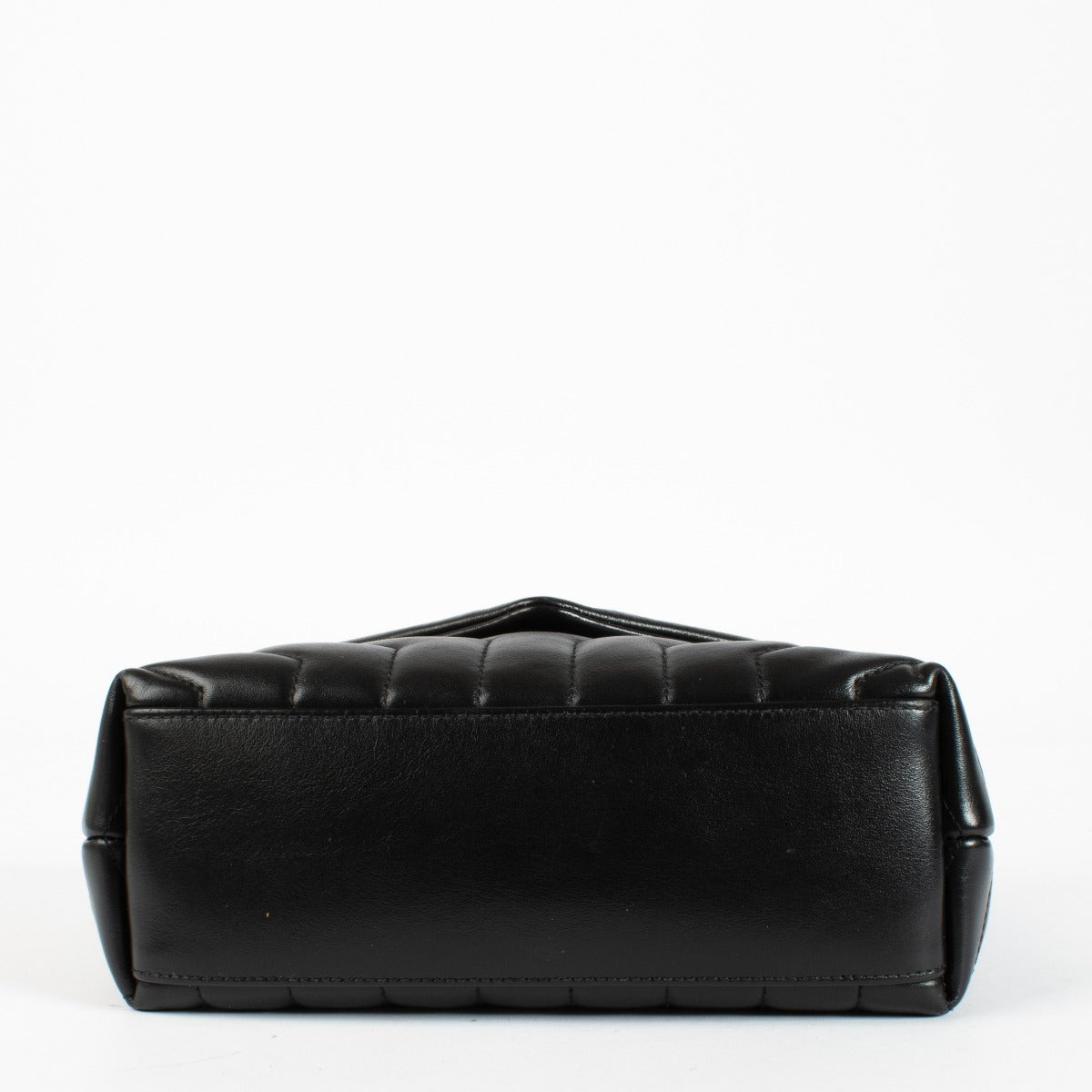 Discover the Saint Laurent Loulou Crossbody Bag in black at Labellov. Crafted from quilted calfskin leather with signature YSL hardware, this elegant pre-loved designer bag embodies Parisian chic. Shop authentic Saint Laurent handbags and luxury accessori