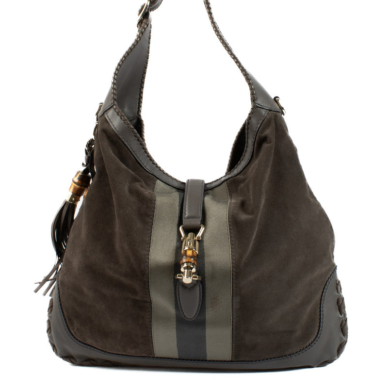 Gucci Grey New Jackie Shoulder Bag in very good condition. Shop at Labellov.