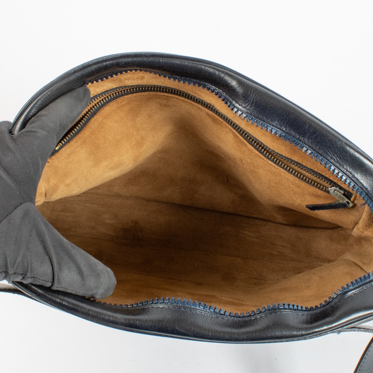 Shop 100% authentic secondhand Delvaux Vintage Blue Crossbody Bag on Labellov.com