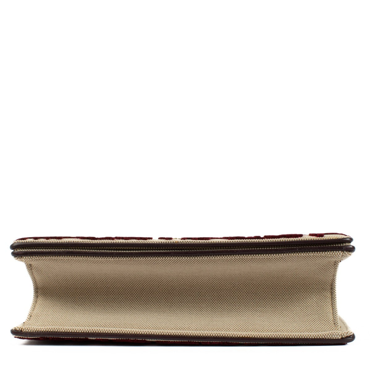 Shop safe online at Labellov in Antwerp, Brussels and Knokke this 100% Authentic second hand Christian Dior Velvet Oblique Diorissimo on Labellov.com