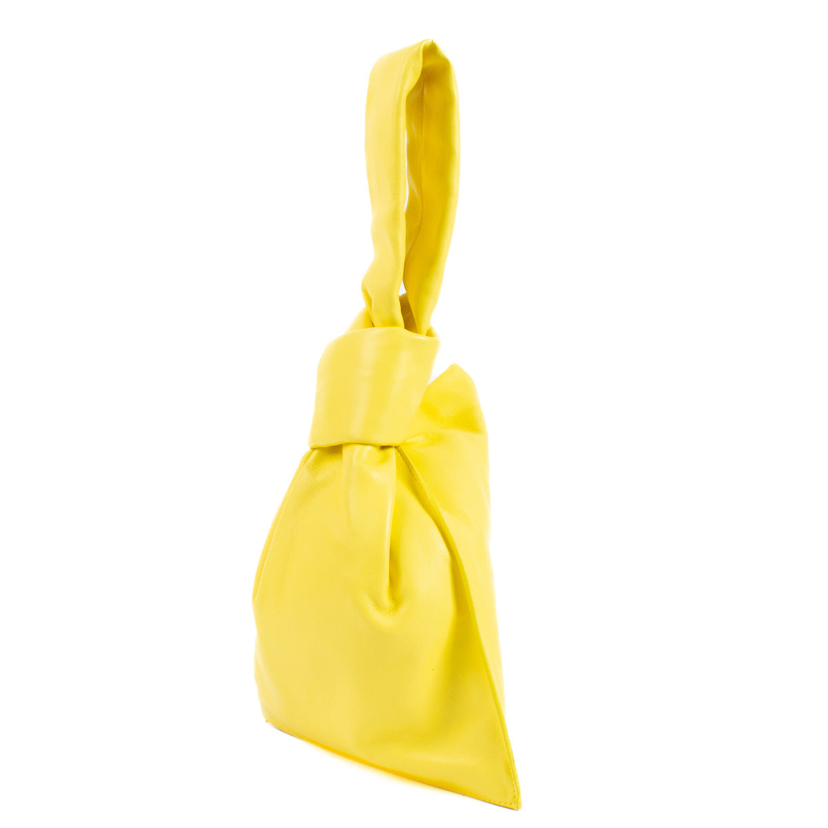 Bottega Veneta Yellow Twist Clutch aan de beste prijs bij Labellov tweedehands luxe in Antwerpen en Knokke. Wij kopen en verkopen steeds aan de beste prijs.