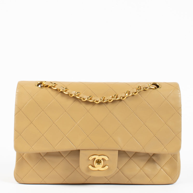Shop safe online at Labellov in Antwerp and Knokke this 100% authentic second hand Chanel Vintage Beige Lambskin Medium Classic Flap Bag
