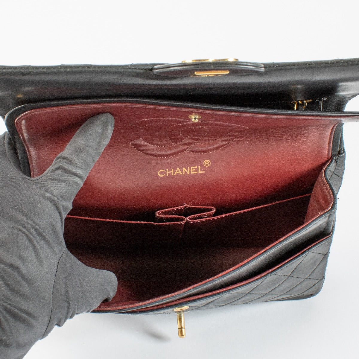 Authentic pre-loved Chanel Black Vintage Medium Classic Bag on Labellov.com