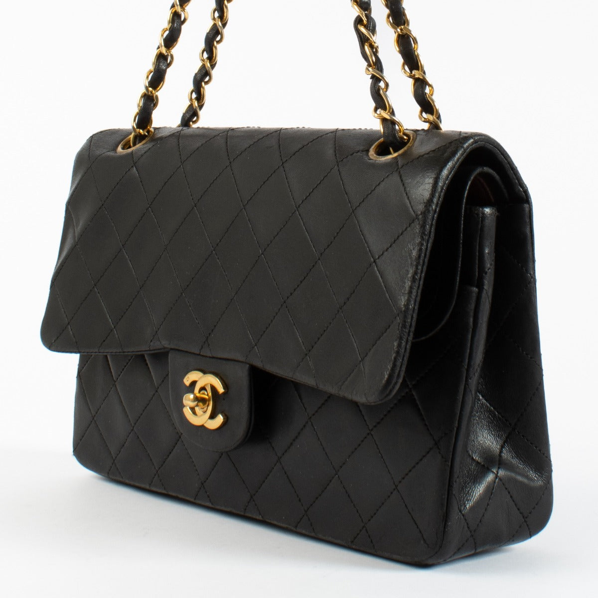 Authentic pre-loved Chanel Black Vintage Medium Classic Bag on Labellov.com