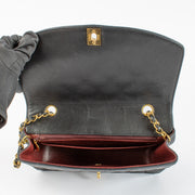 Authentic second hand Chanel Black Medium Diana Flap Bag on Labellov.com