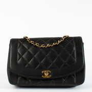 Authentic second hand Chanel Black Medium Diana Flap Bag on Labellov.com
