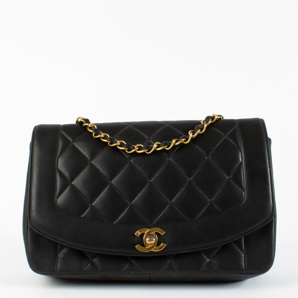 Authentic second hand Chanel Black Medium Diana Flap Bag on Labellov.com