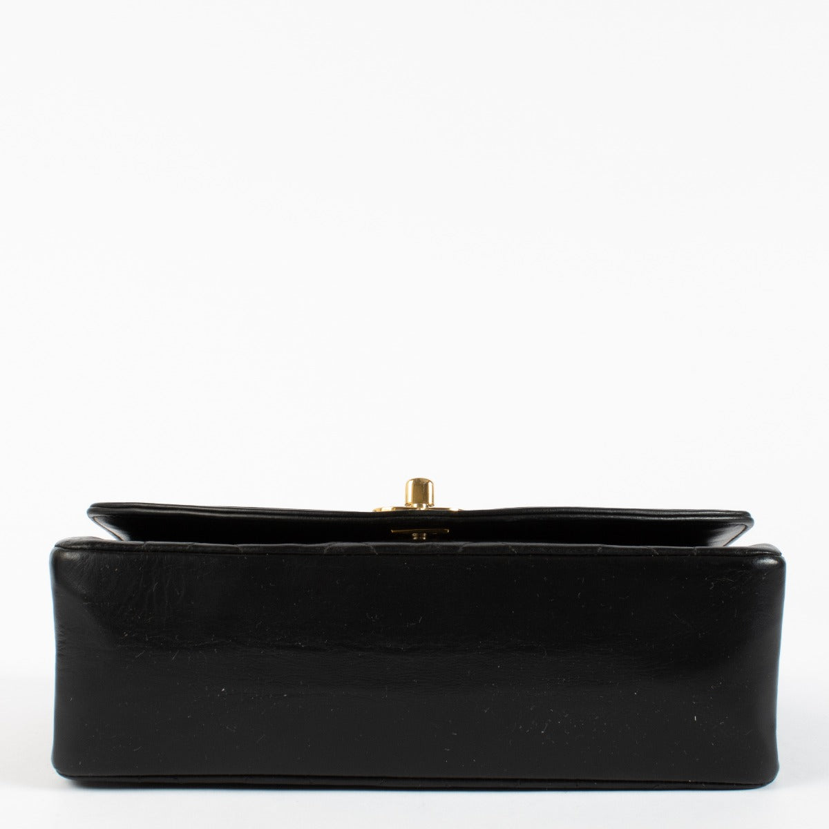 Authentic second hand Chanel Black Small Diana Small Bag on Labellov.com