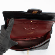 shop 100% authentic second hand Chanel Vintage Black Medium Classic Bag on Labellov.com