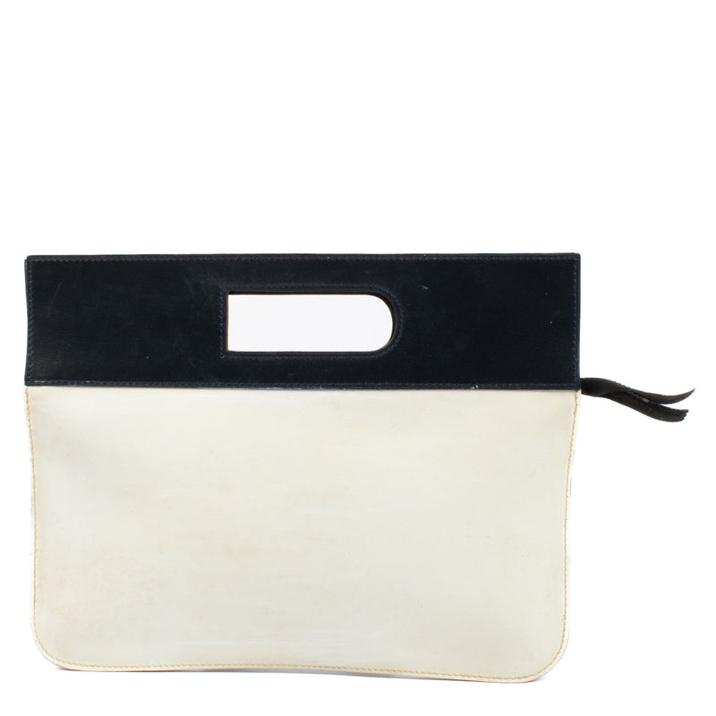 Authentic second hand Delvaux White Clutch on Labellov.com