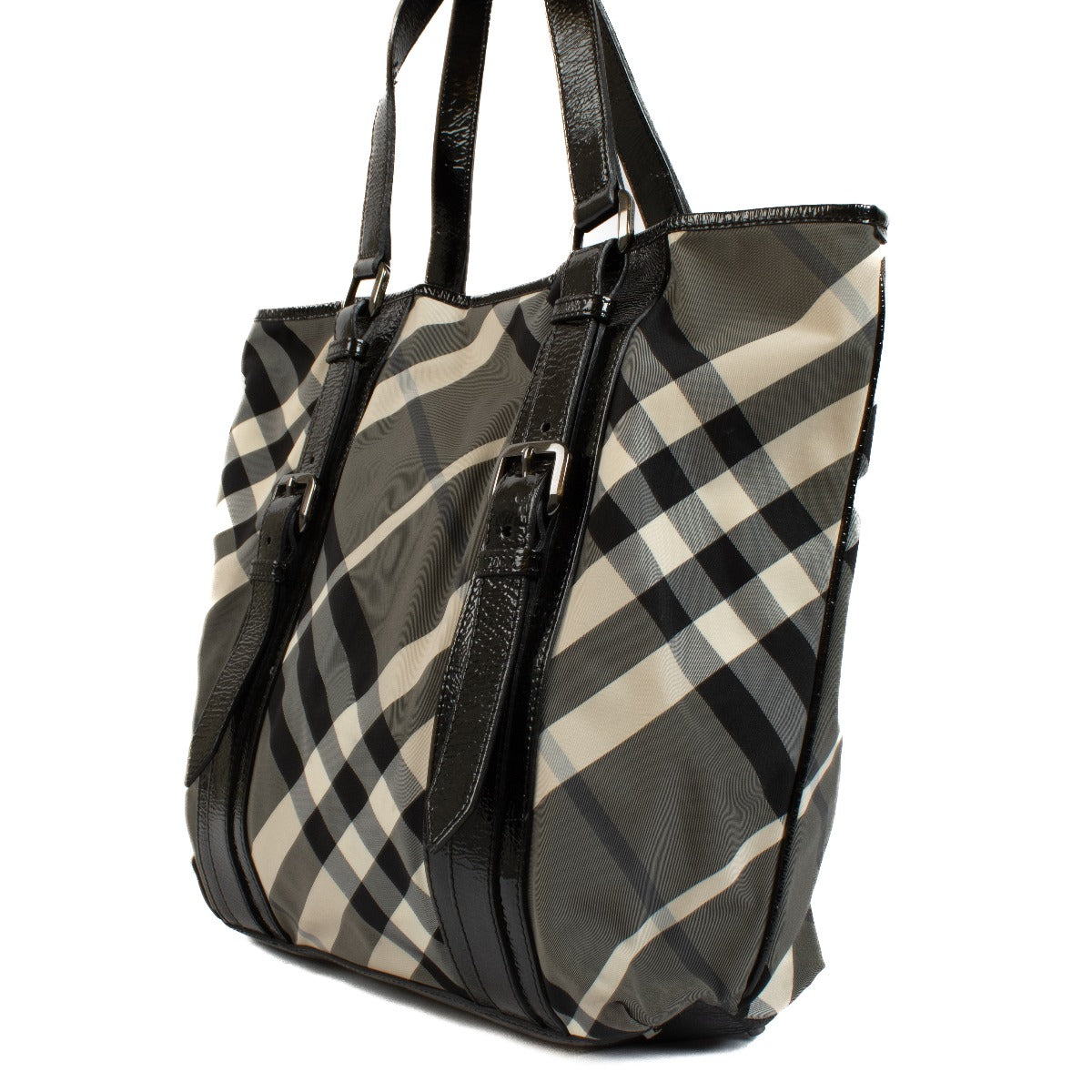 Authentic second hand Burberry Black Nylon Check Bag on Labellov.com